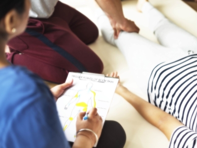 Ergothérapie en EHPAD : Prévention des Troubles Orthopédiques et Cutanés